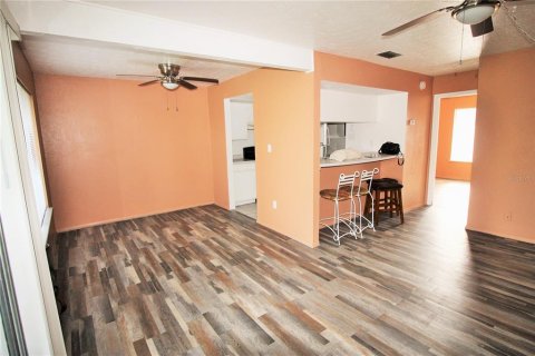 Condominio en venta en Orlando, Florida, 1 dormitorio, 62.24 m2 № 671810 - foto 7