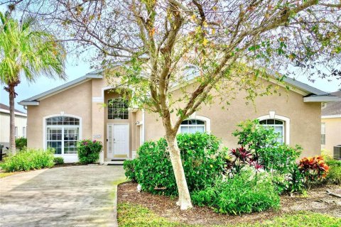 Villa ou maison à vendre à Davenport, Floride: 5 chambres, 224.08 m2 № 950633 - photo 1