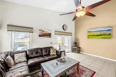 Casa en venta en Davenport, Florida, 5 dormitorios, 224.08 m2 № 950633 - foto 16