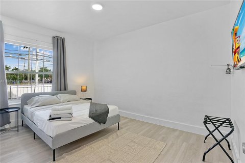 Immobilier commercial à vendre à Miami, Floride: 141.21 m2 № 1383582 - photo 18