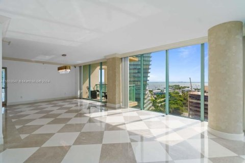 Condo in Miami, Florida, 3 bedrooms  № 1419776 - photo 13