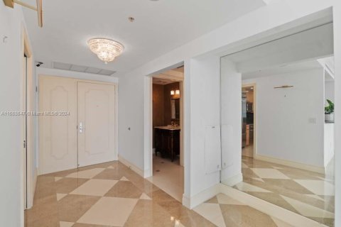 Condo in Miami, Florida, 3 bedrooms  № 1419776 - photo 30