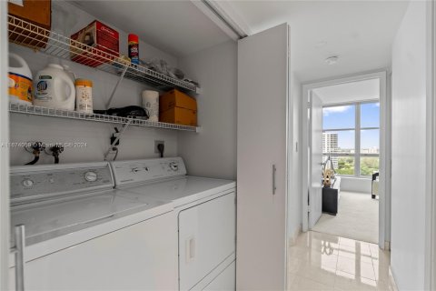 Copropriété à vendre à Aventura, Floride: 2 chambres, 125.7 m2 № 1400310 - photo 28