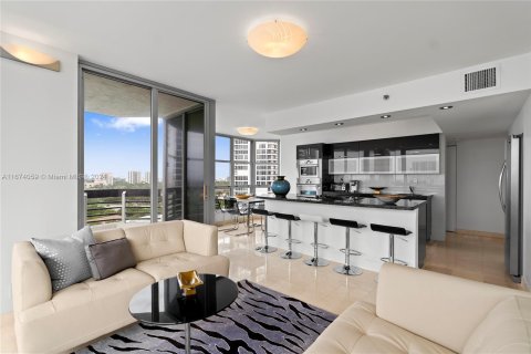 Condominio en venta en Aventura, Florida, 2 dormitorios, 125.7 m2 № 1400310 - foto 10