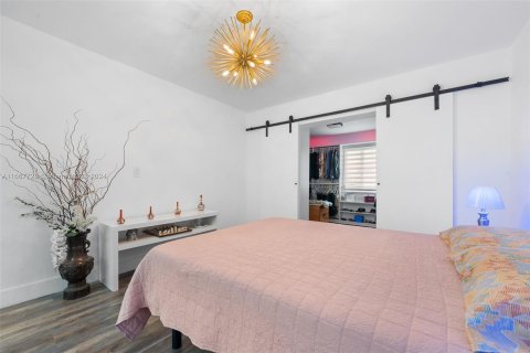 Casa en venta en Miami, Florida, 3 dormitorios, 136.1 m2 № 1383525 - foto 19