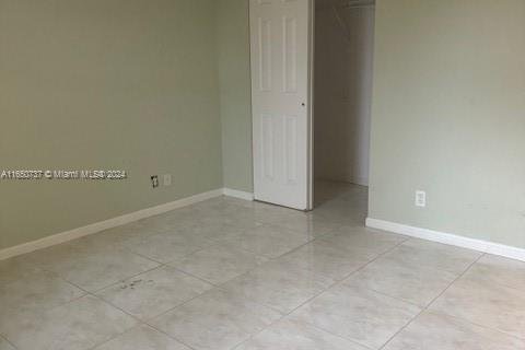 House in Boynton Beach, Florida 3 bedrooms, 150.69 sq.m. № 1345975 - photo 15