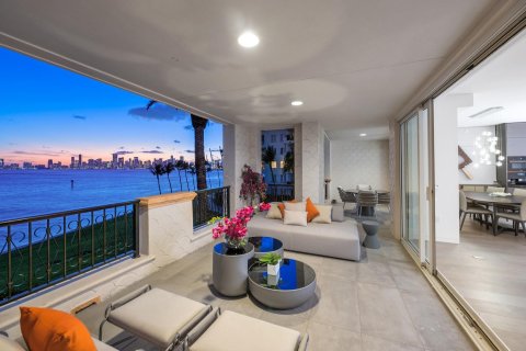 Copropriété à vendre à Miami Beach, Floride: 4 chambres, 332.59 m2 № 1142333 - photo 24