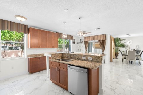 Villa ou maison à vendre à Coral Springs, Floride: 4 chambres, 207.73 m2 № 1161792 - photo 19