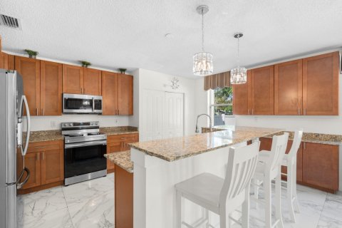 Casa en venta en Coral Springs, Florida, 4 dormitorios, 207.73 m2 № 1161792 - foto 20