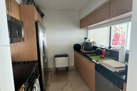 Condominio en venta en Miami, Florida, 1 dormitorio, 72 m2 № 1216708 - foto 3