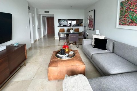 Condominio en venta en Miami, Florida, 1 dormitorio, 72 m2 № 1216708 - foto 1