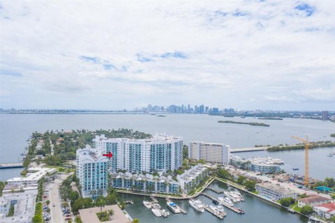 Copropriété à louer à North Bay Village, Floride: 2 chambres, 116.22 m2 № 1355016 - photo 22