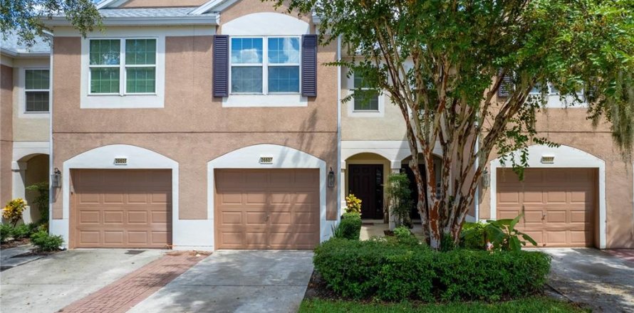 Townhouse in Wesley Chapel, Florida 3 bedrooms, 147.53 sq.m. № 1374637