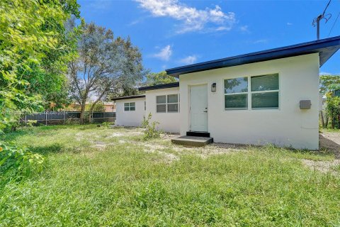 Casa en venta en Miami, Florida, 4 dormitorios, 127.09 m2 № 1348041 - foto 26