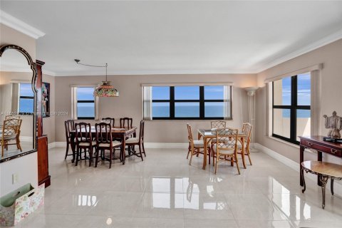 Condominio en venta en Hollywood, Florida, 3 dormitorios, 184.88 m2 № 1348040 - foto 5