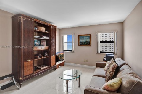 Condominio en venta en Hollywood, Florida, 3 dormitorios, 184.88 m2 № 1348040 - foto 27