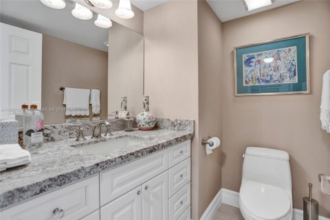 Condo in Hollywood, Florida, 3 bedrooms  № 1348040 - photo 24