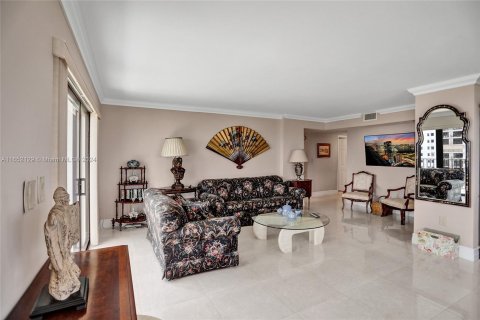 Condo in Hollywood, Florida, 3 bedrooms  № 1348040 - photo 9