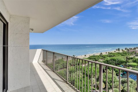 Condo in Hollywood, Florida, 3 bedrooms  № 1348040 - photo 21