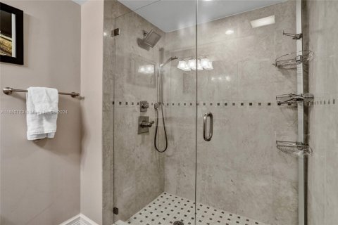 Condo in Hollywood, Florida, 3 bedrooms  № 1348040 - photo 29