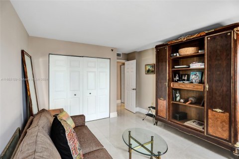 Condominio en venta en Hollywood, Florida, 3 dormitorios, 184.88 m2 № 1348040 - foto 28