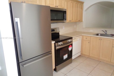 Condo in Homestead, Florida, 2 bedrooms  № 1348042 - photo 3