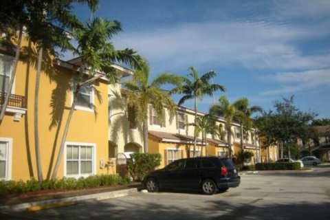 Touwnhouse à vendre à Margate, Floride: 3 chambres, 142.7 m2 № 1118985 - photo 19