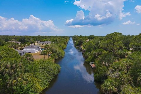 Terreno en venta en Port Charlotte, Florida № 1334989 - foto 5