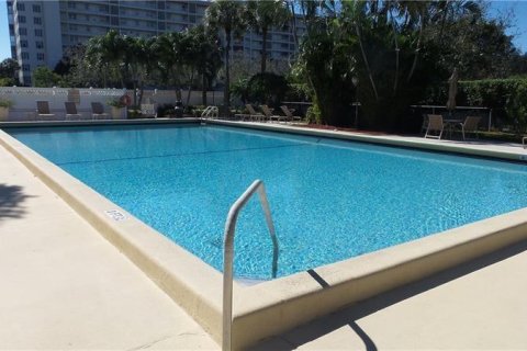 Condominio en venta en Pompano Beach, Florida, 3 dormitorios, 158.86 m2 № 890165 - foto 2