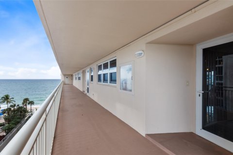 Copropriété à vendre à Fort Lauderdale, Floride: 2 chambres, 139.35 m2 № 869954 - photo 11