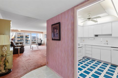 Copropriété à vendre à Fort Lauderdale, Floride: 2 chambres, 139.35 m2 № 869954 - photo 14