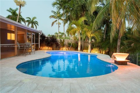 House in Hollywood, Florida 3 bedrooms, 111.39 sq.m. № 1138437 - photo 28