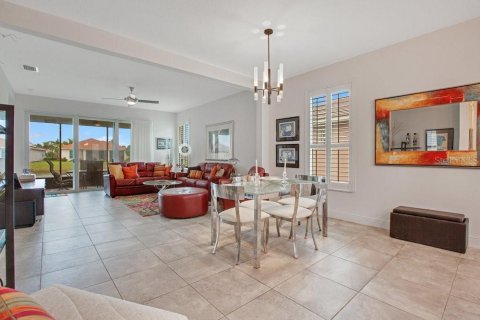 Villa ou maison à vendre à Port St. Lucie, Floride: 2 chambres, 157 m2 № 919114 - photo 8