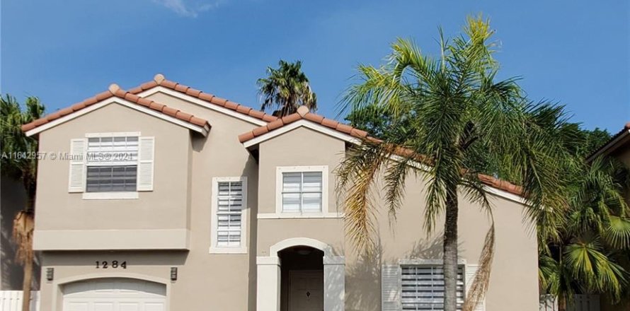 Casa en Sunrise, Florida 3 dormitorios, 132.2 m2 № 1321709