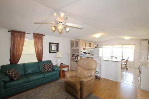 Condo in Okeechobee, Florida, 2 bedrooms  № 1107308 - photo 16