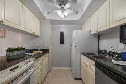 Copropriété à vendre à Orlando, Floride: 2 chambres, 88.44 m2 № 1388716 - photo 11