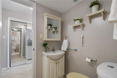 Condo in Orlando, Florida, 2 bedrooms  № 1388716 - photo 18