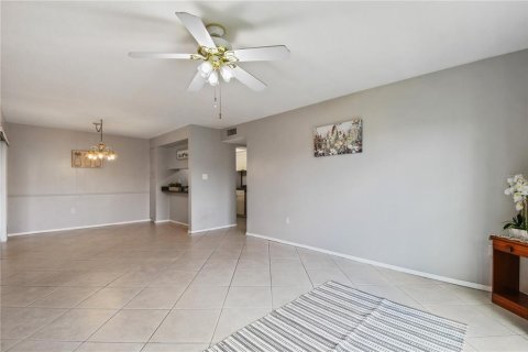 Copropriété à vendre à Orlando, Floride: 2 chambres, 88.44 m2 № 1388716 - photo 7