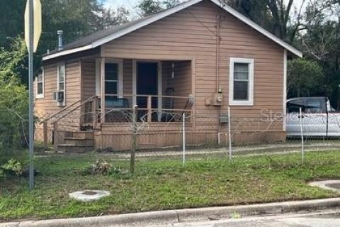 House in Ocala, Florida 2 bedrooms, 53.14 sq.m. № 1009964 - photo 1