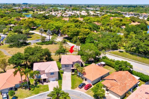 House in Margate, Florida 4 bedrooms, 242.2 sq.m. № 1129183 - photo 29