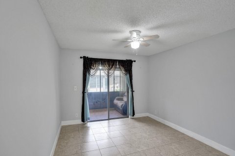 House in Boca Raton, Florida 2 bedrooms, 96.99 sq.m. № 1117805 - photo 30