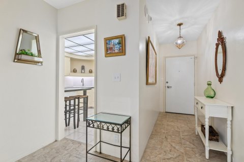 Copropriété à vendre à Fort Lauderdale, Floride: 2 chambres, 120.77 m2 № 1079822 - photo 25