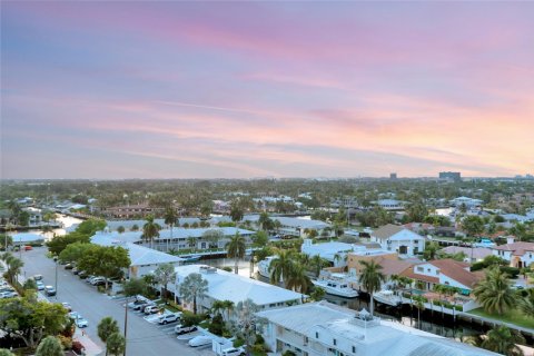 Condo in Fort Lauderdale, Florida, 2 bedrooms  № 1079822 - photo 1