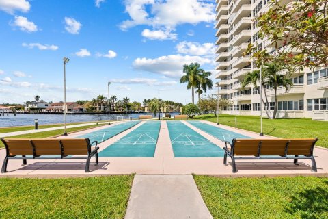 Condo in Fort Lauderdale, Florida, 2 bedrooms  № 1079822 - photo 10