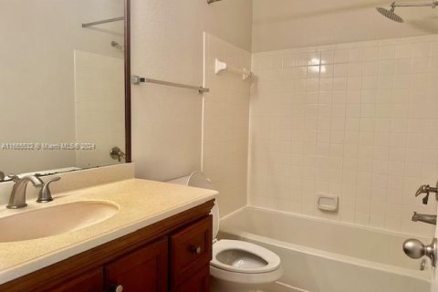 Condo in Davie, Florida, 2 bedrooms  № 1381976 - photo 4