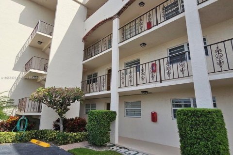 Condominio en venta en North Palm Beach, Florida, 2 dormitorios, 111.48 m2 № 1382023 - foto 8