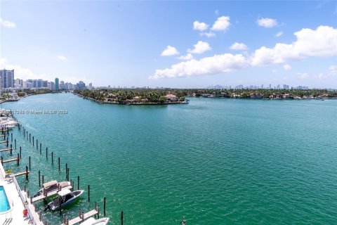 Copropriété à louer à Miami Beach, Floride: 2 chambres, 104.98 m2 № 1345285 - photo 5