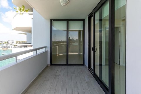 Copropriété à louer à Miami Beach, Floride: 2 chambres, 104.98 m2 № 1345285 - photo 6