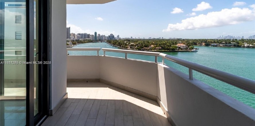 Condo à Miami Beach, Floride, 2 chambres  № 1345285