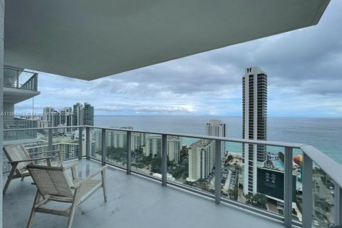 Condominio en venta en Hollywood, Florida, 2 dormitorios, 98.48 m2 № 420086 - foto 6